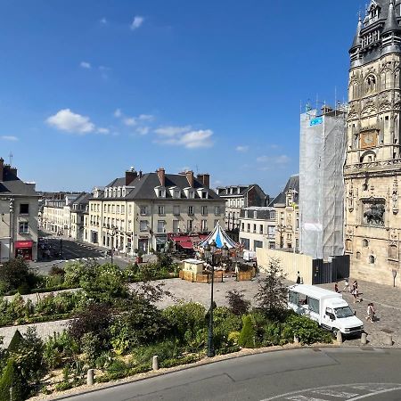 Appartement Exceptionnel En Ultra Centre Ville 贡比涅 外观 照片
