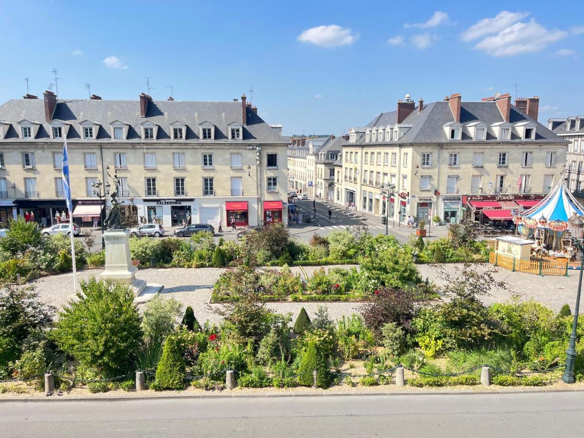 Appartement Exceptionnel En Ultra Centre Ville 贡比涅 外观 照片